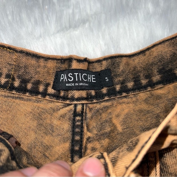 Pastiche by Anthropologie Bleached Jean Shorts Y2K - Picture 3 of 4